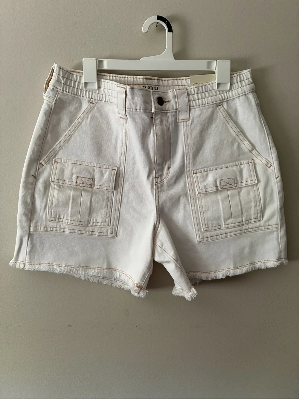 A.N.A High‑Rise Midi Shorts – White Denim– Size 12 – NWT - Picture 5 of 11
